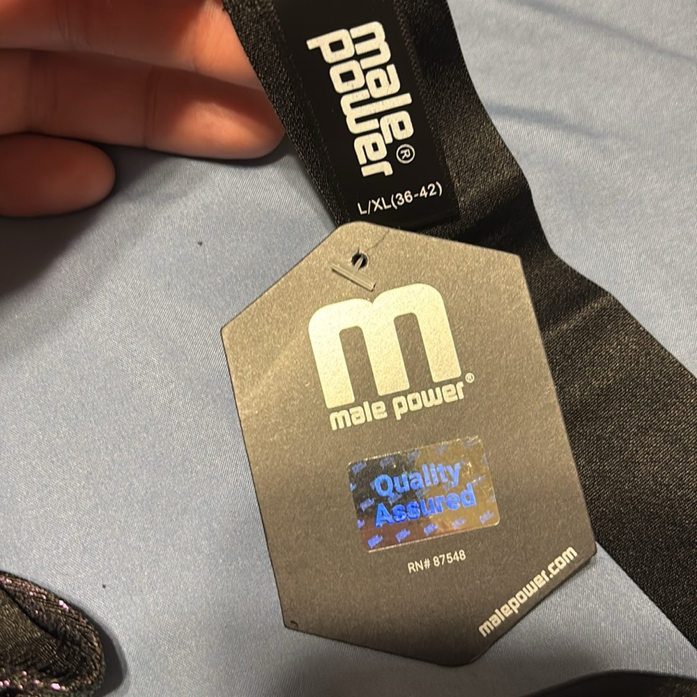 Male power jock (#3) - Picture 2 of 3